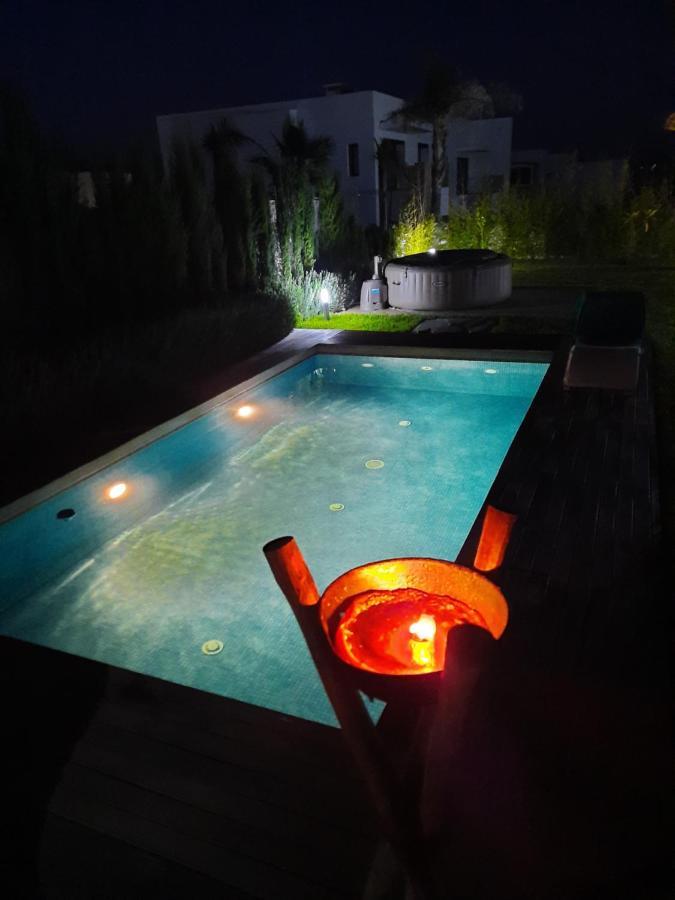 Superbe Villa Avec Piscine Plages Des Nations 라바트 외부 사진
